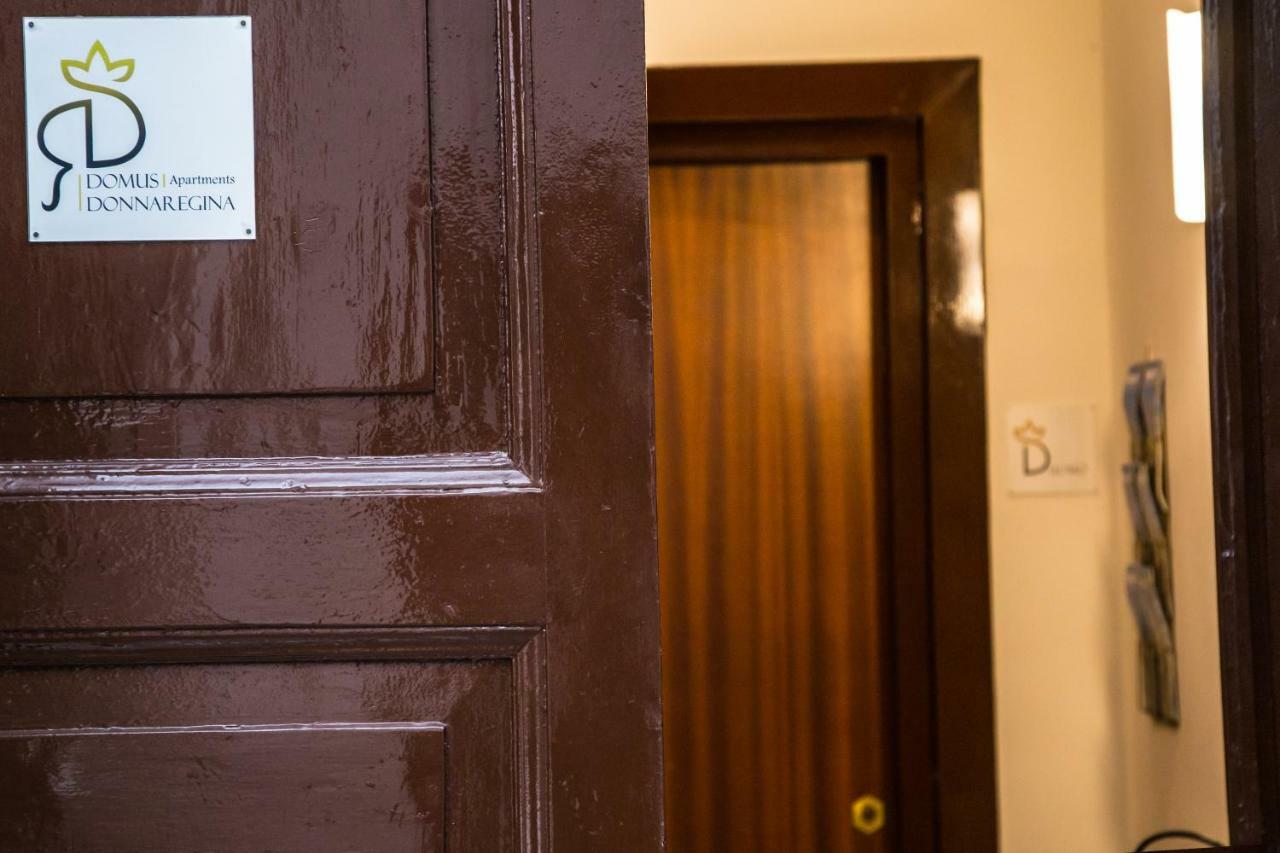 Domus Donnaregina Apartments 나폴리 외부 사진