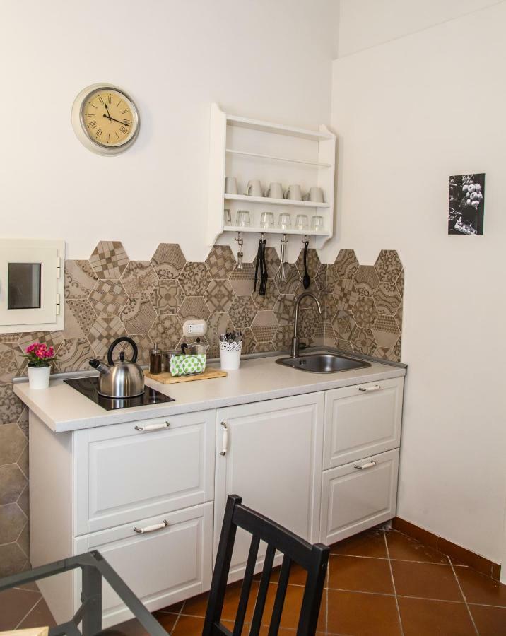 Domus Donnaregina Apartments 나폴리 외부 사진